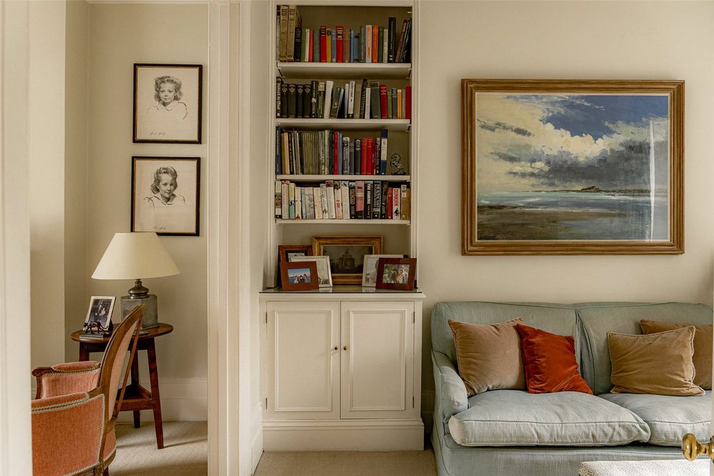 Property photo 2 of 15 Reception