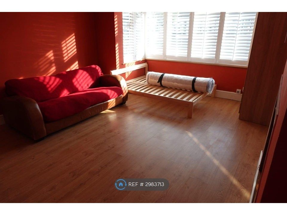 Property photo 2 of 4