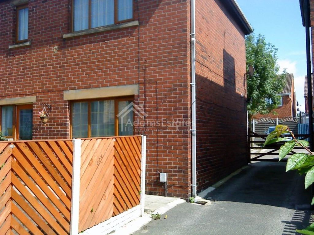 Property photo 1 of 4