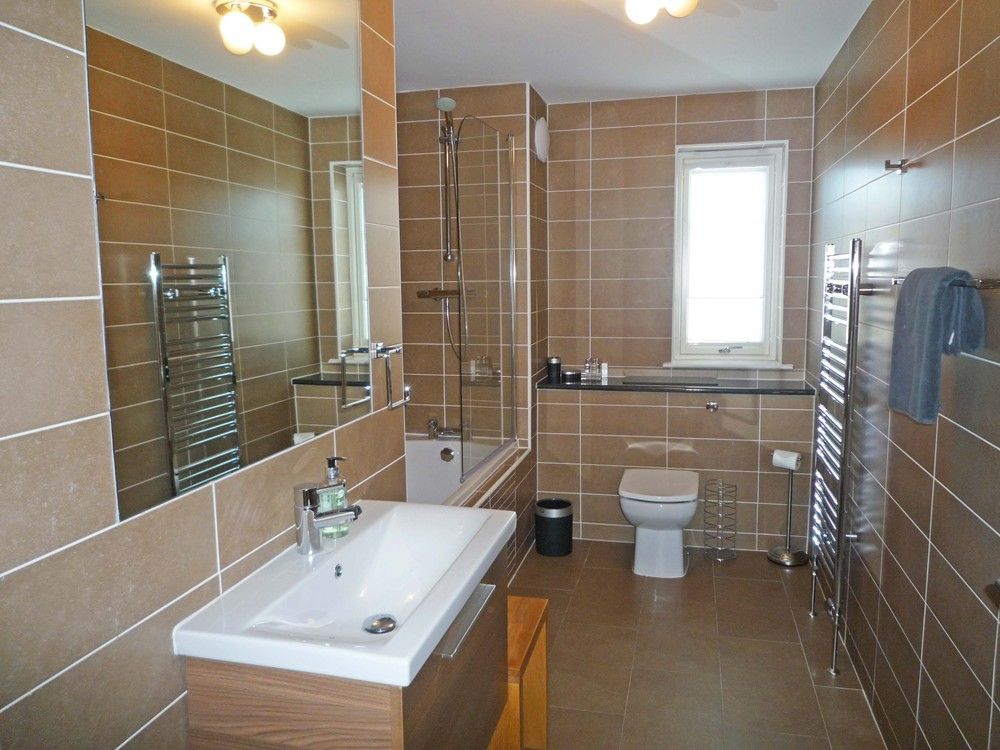 Property photo 3 of 10 7Cbr 3 − Copy