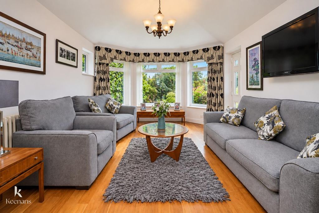 Property photo 2 of 74 2.Jpg