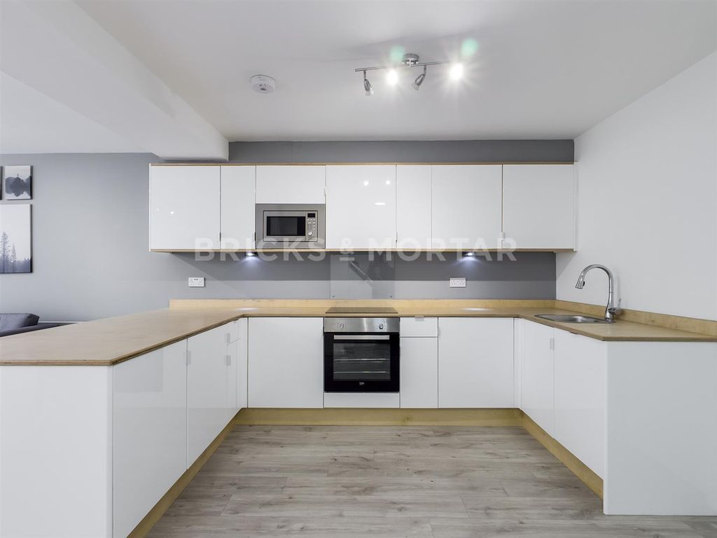 Property photo 3 of 12 A1Ivmj6180Kjkkj-1P6-3G.Jpg