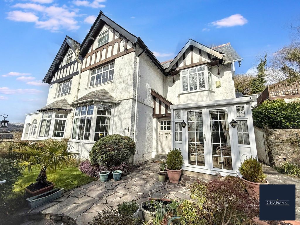 Property photo 1 of 37