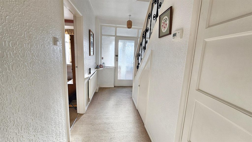 Property photo 3 of 15 20251113_125447.Jpg