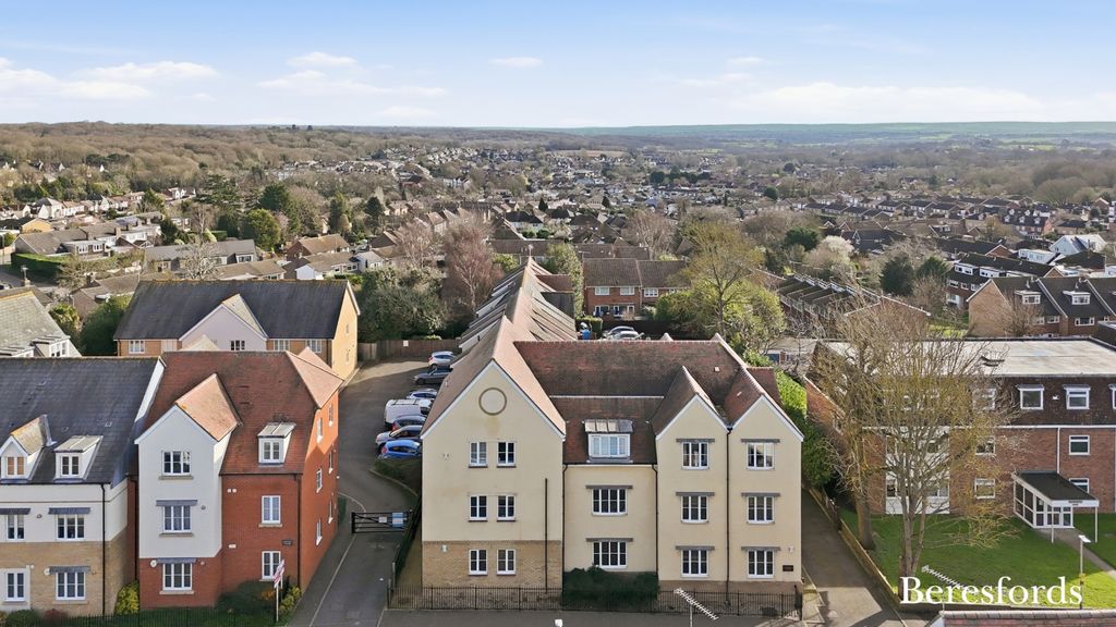 Property photo 2 of 16 Picture No. 14