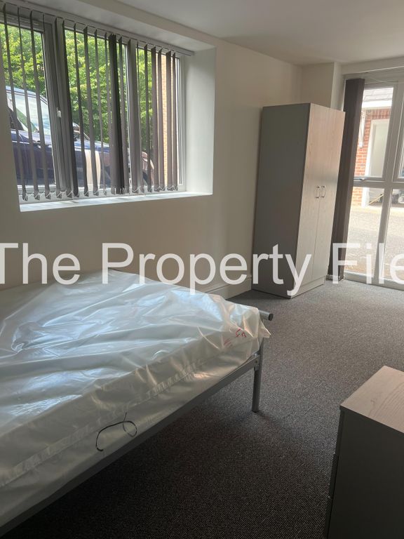 Property photo 2 of 3