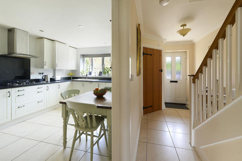 Property photo 3 of 20 4Woodgate02.Jpg