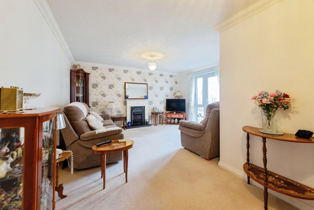 Property photo 2 of 10 Photo