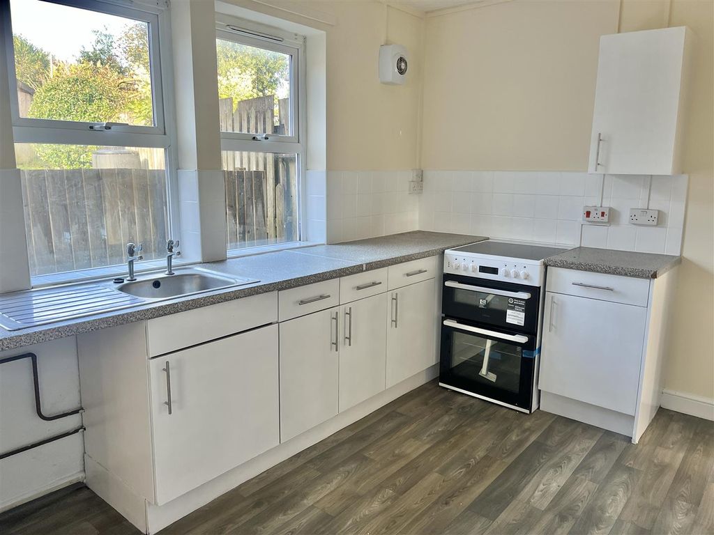 Property photo 3 of 27 20251024_103949425_Ios.Jpg