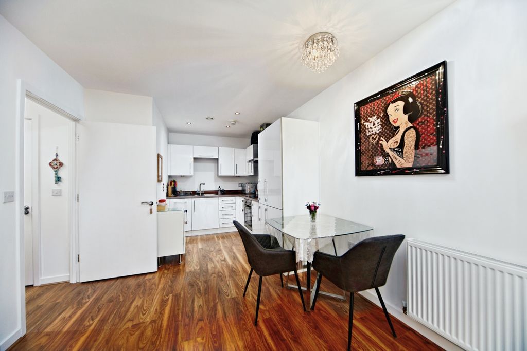 Property photo 2 of 16 Open Plan Living