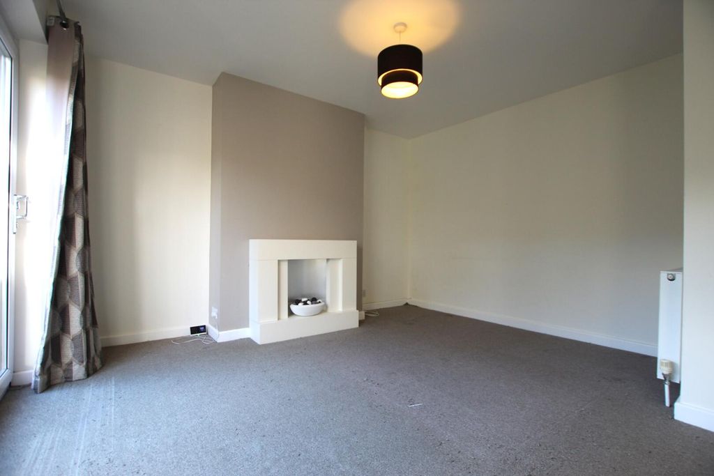 Property photo 3 of 12 Living Room.Jpg