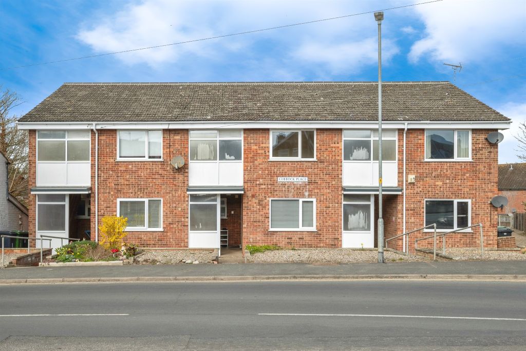 Property photo 1 of 17