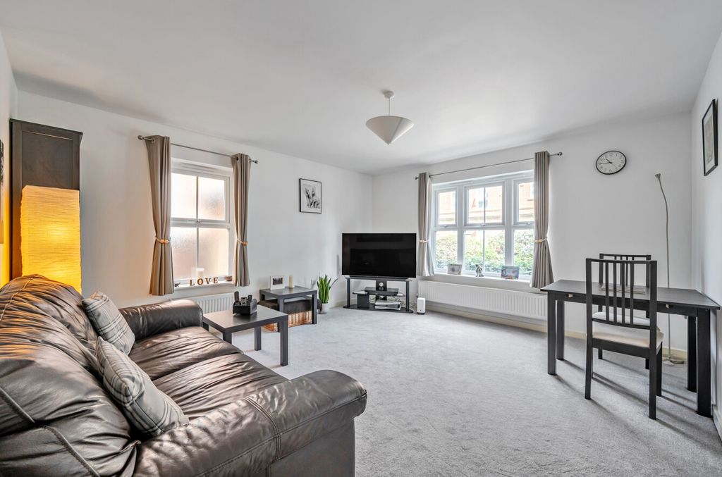 Property photo 2 of 16 1466252-1-6A1d5d9...