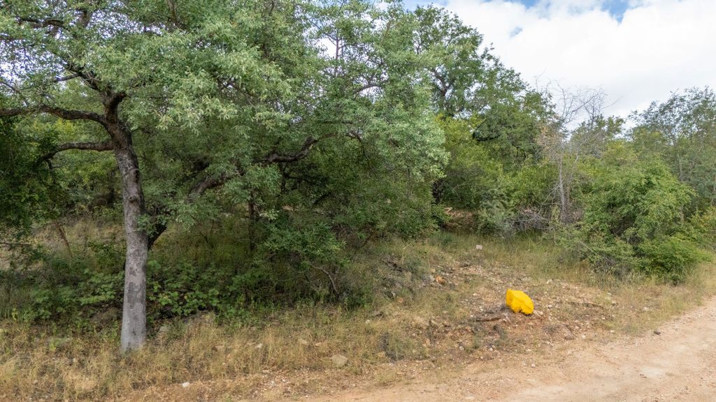 Property photo 3 of 13 1Hs1697254