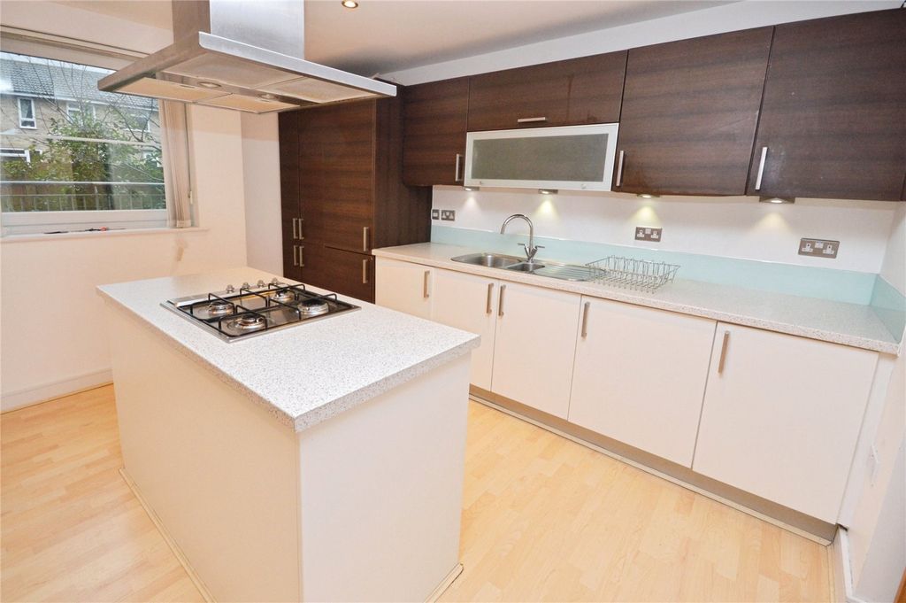 Property photo 2 of 15 Picture No. 15