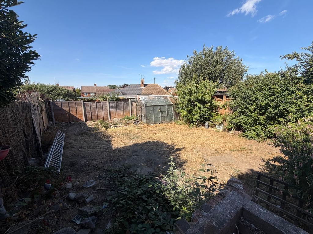 Property photo 2 of 17 Photo 12