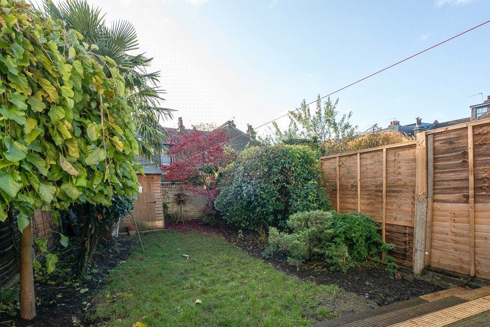 Property photo 2 of 11 Picture No. 26