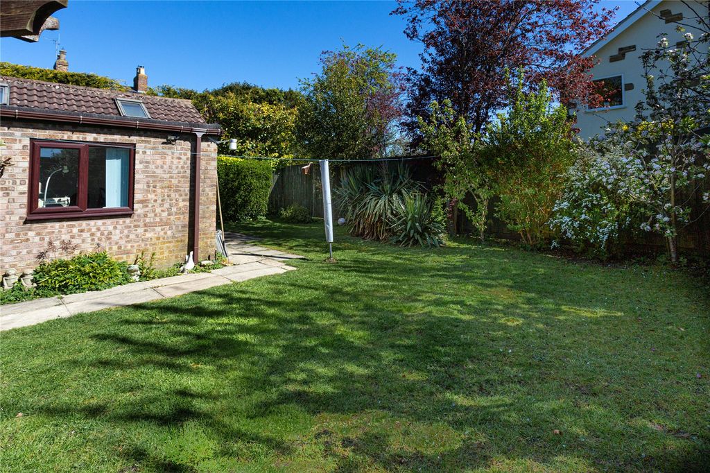 Property photo 3 of 19 Photo