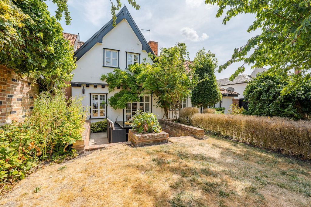 Property photo 1 of 26