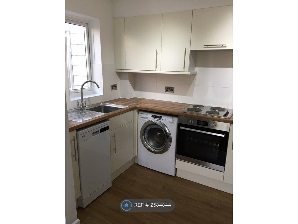 Property photo 1 of 11 Kitchen And Window