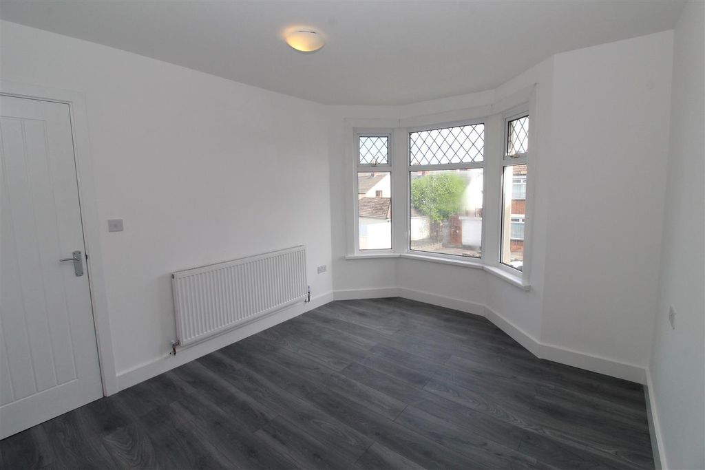 Property photo 3 of 19 Img_2332.Jpg