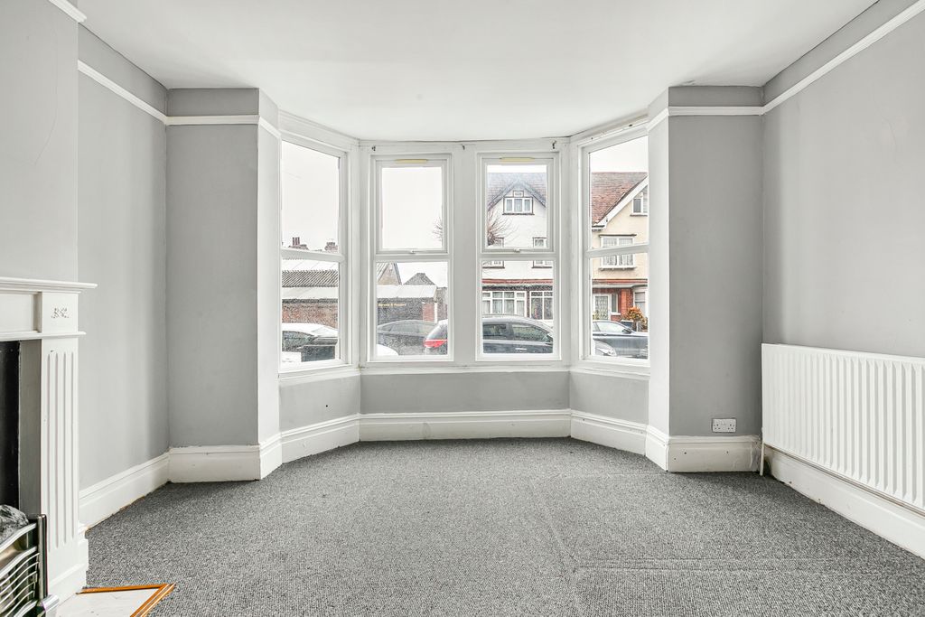 Property photo 2 of 21 9_50294
