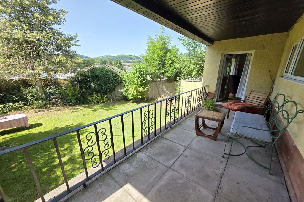 Property photo 3 of 22