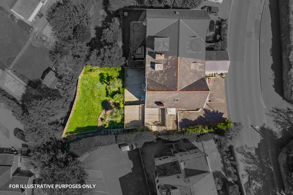 Property photo 3 of 43