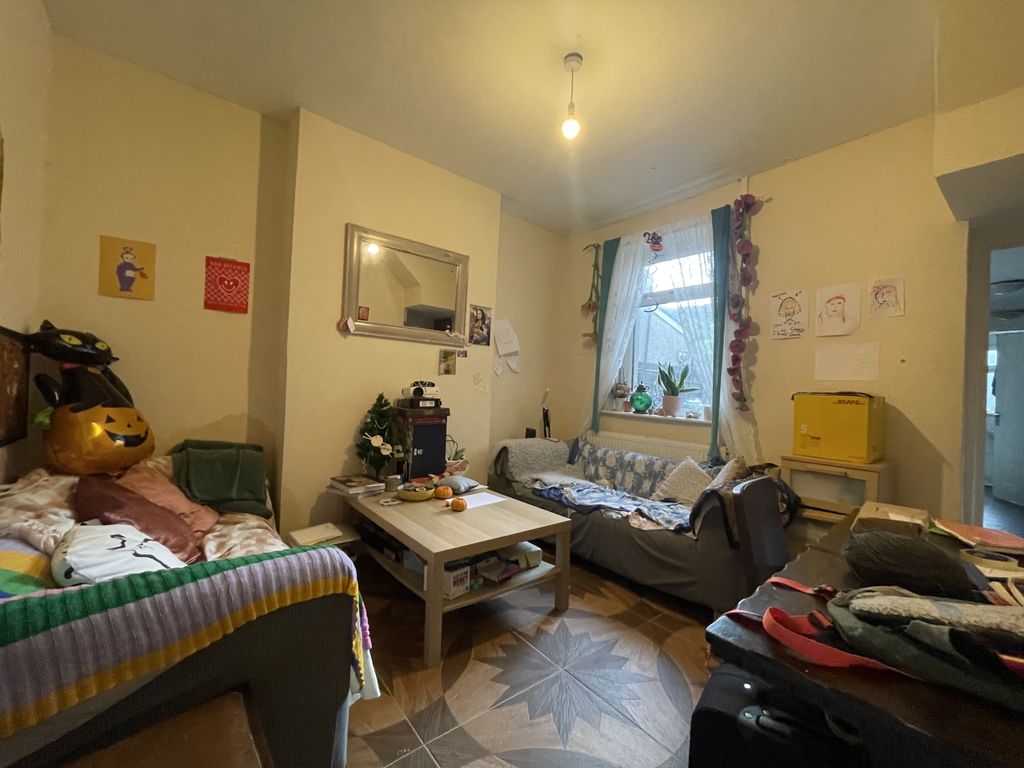 Property photo 2 of 9 Img_4577 2