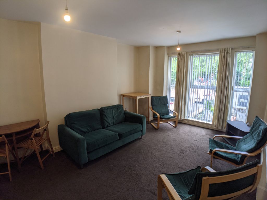 Property photo 2 of 9