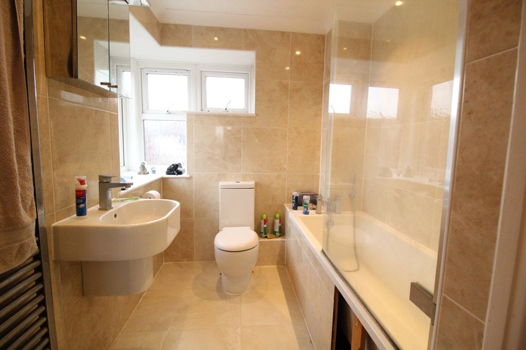 Property photo 3 of 14 Picture No. 32