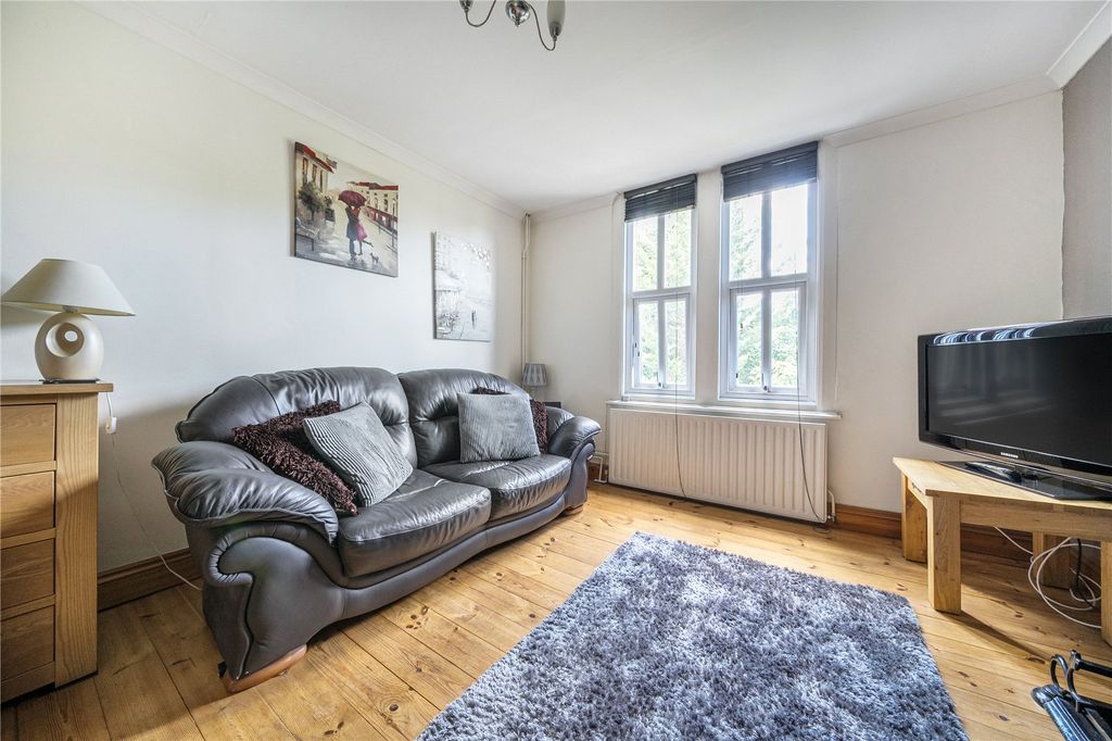 Property photo 3 of 19 Picture No. 39