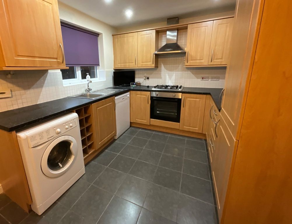 Property photo 3 of 23