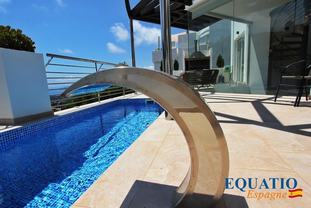 Property photo 1 of 25 Spain - Altea - Sea View Villa