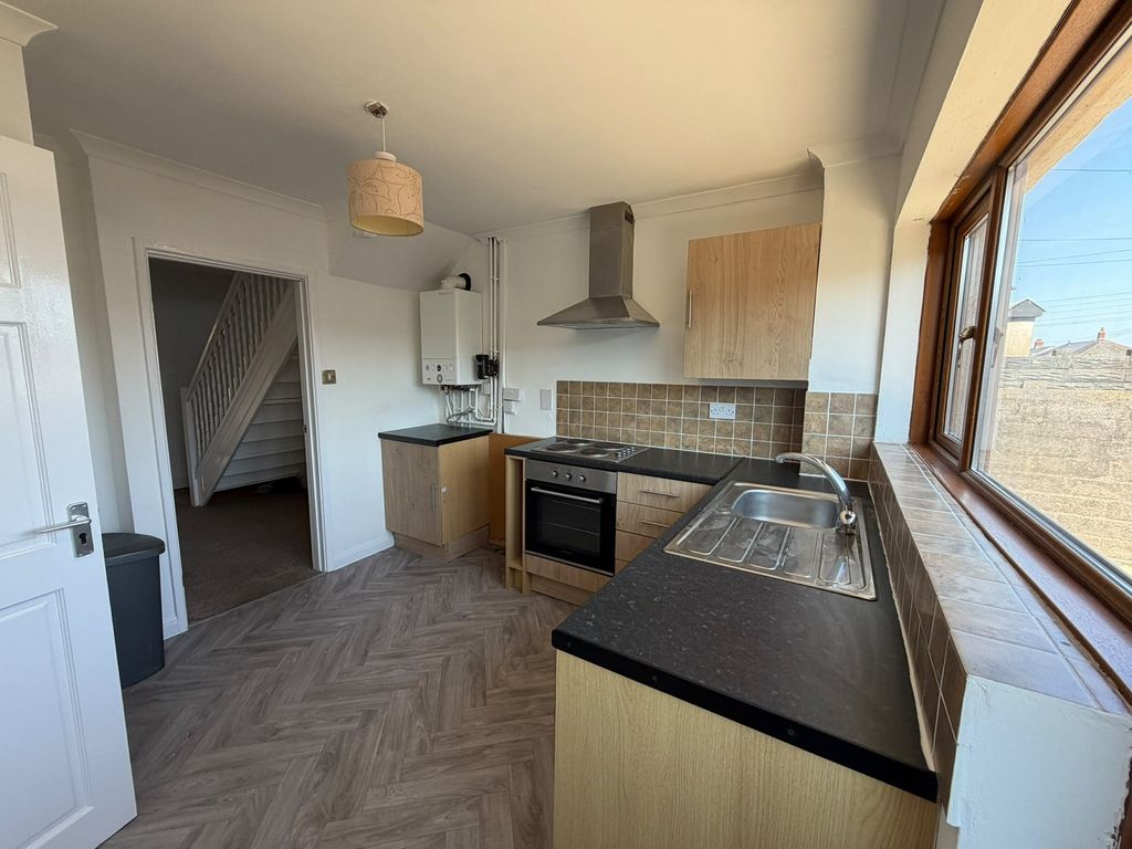 Property photo 2 of 13 Not Specified
