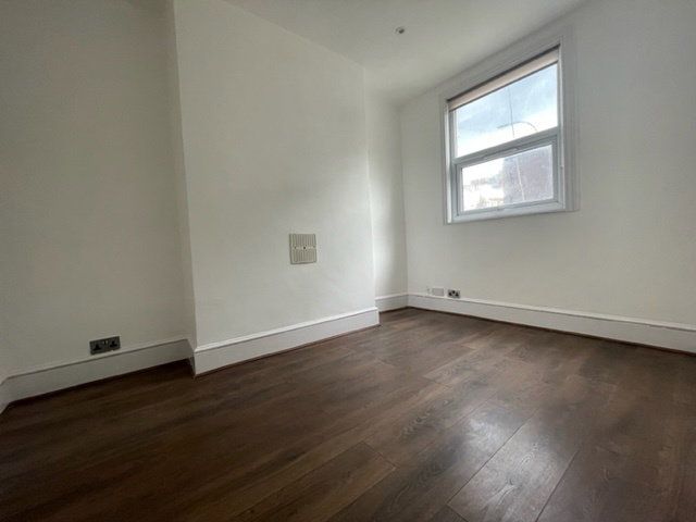 Property photo 3 of 4