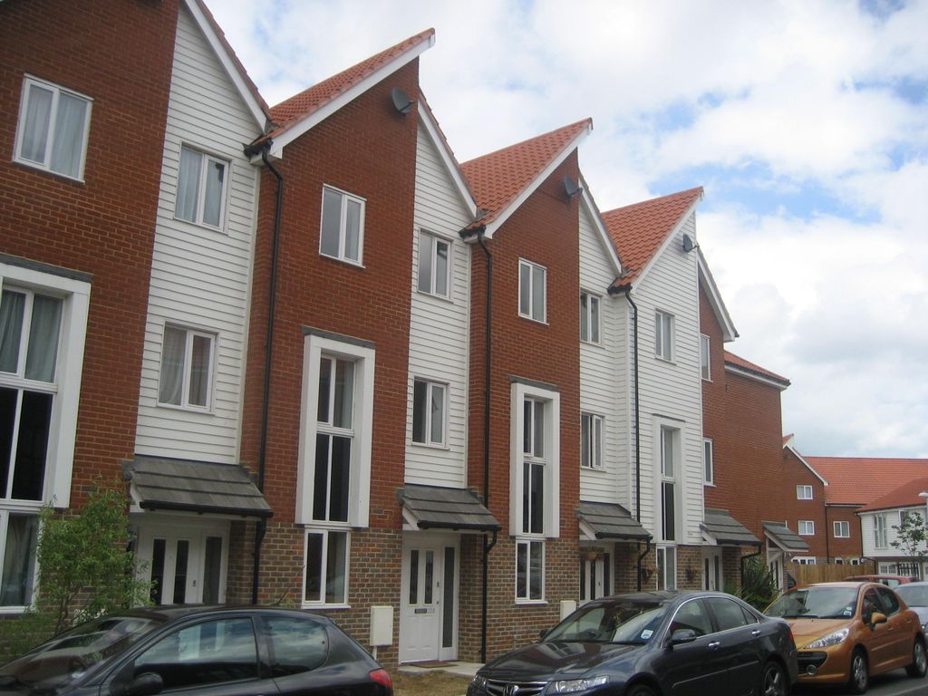 Property photo 1 of 1 Front