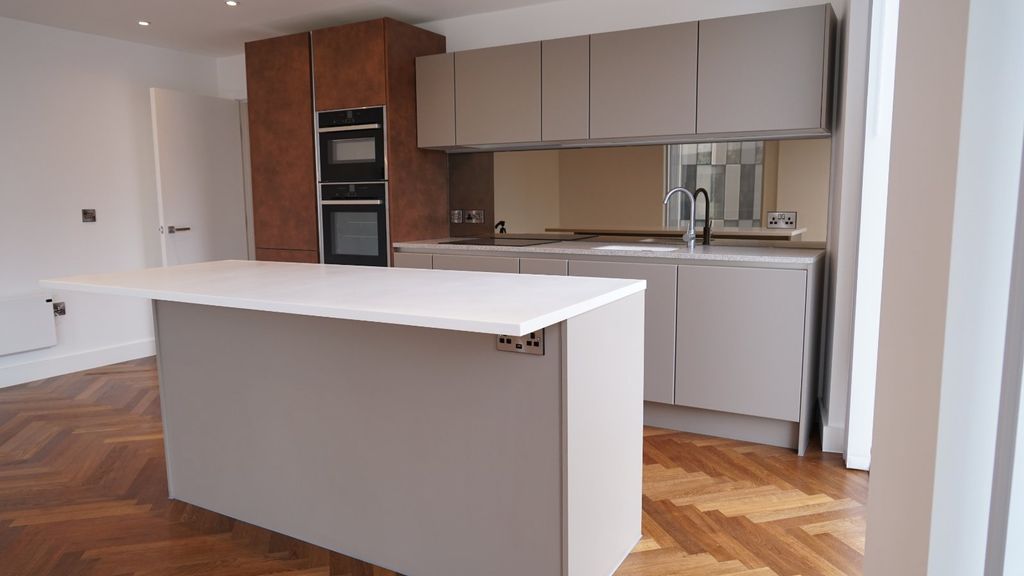 Property photo 3 of 20 Picture No. 18