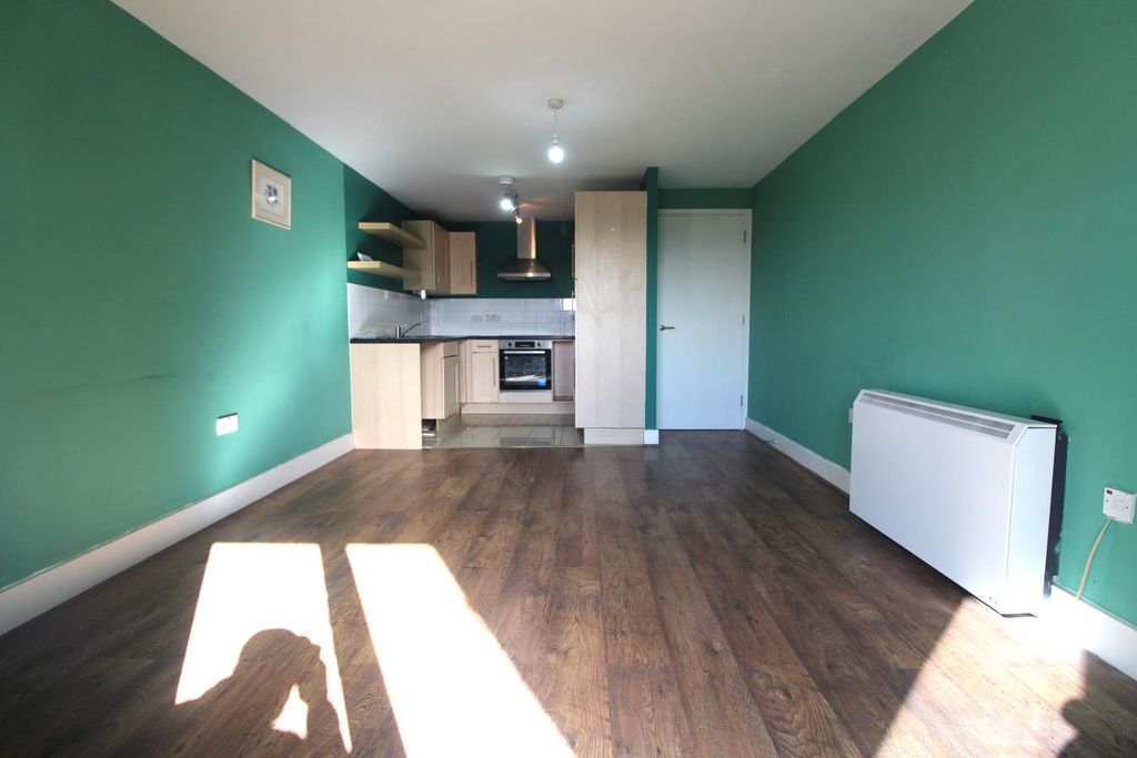 Property photo 2 of 5