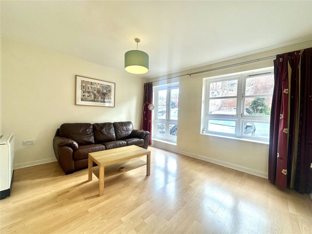 Property photo 1 of 12 Picture No. 47
