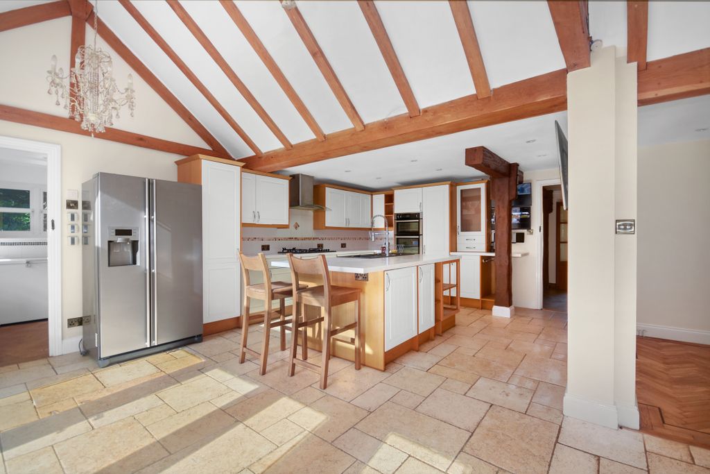 Property photo 3 of 17 Dsc_5401-Dsc_5405