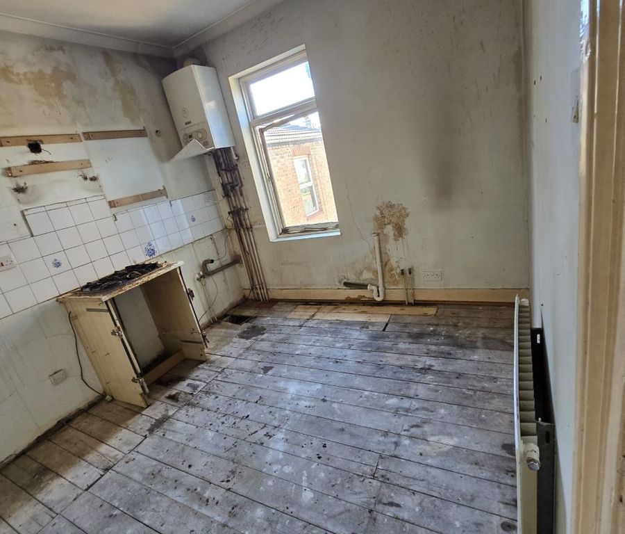 Property photo 3 of 19