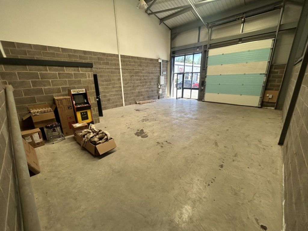 Property photo 3 of 3