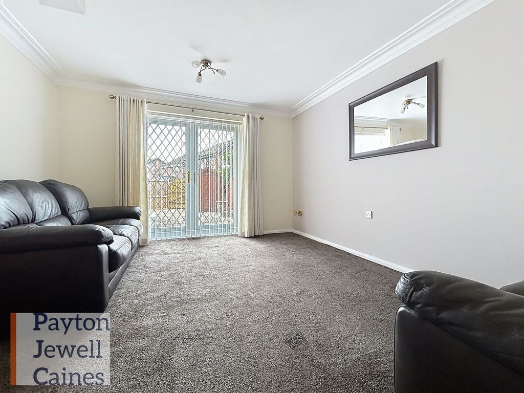 Property photo 3 of 18
