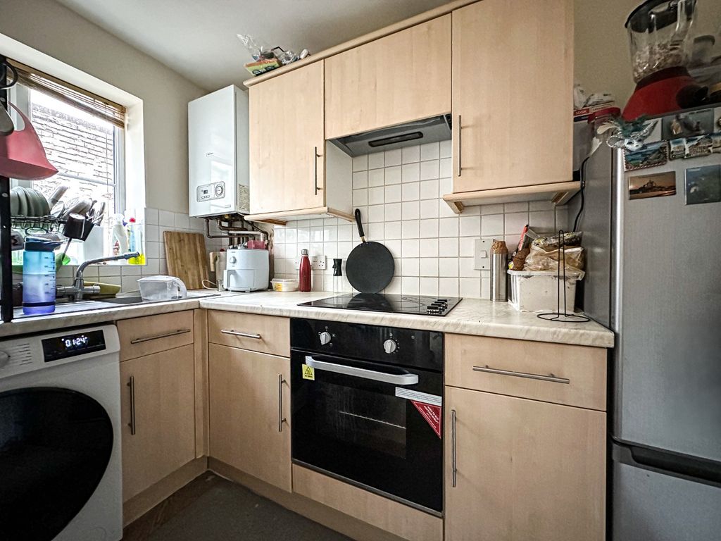 Property photo 2 of 10 4408685