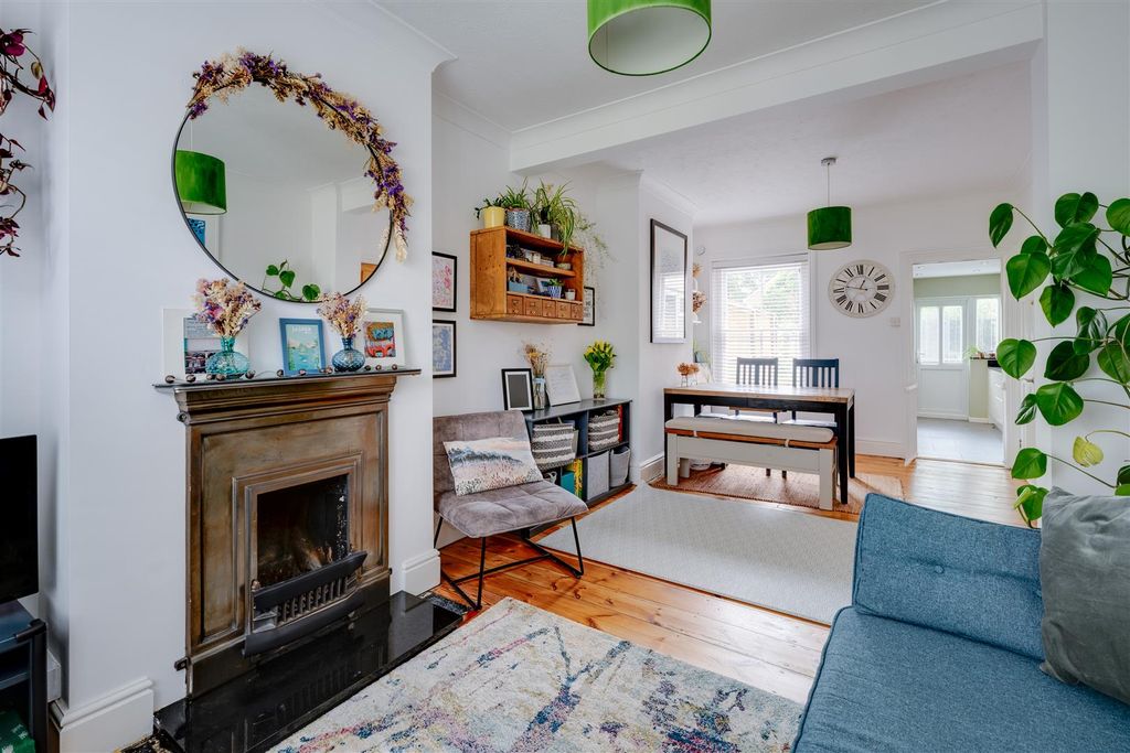 Property photo 2 of 19 19 Ave App Bury Edit-26.Jpg