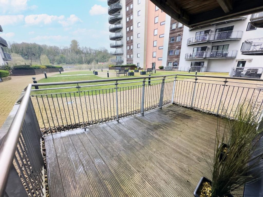 Property photo 3 of 24 Balcony