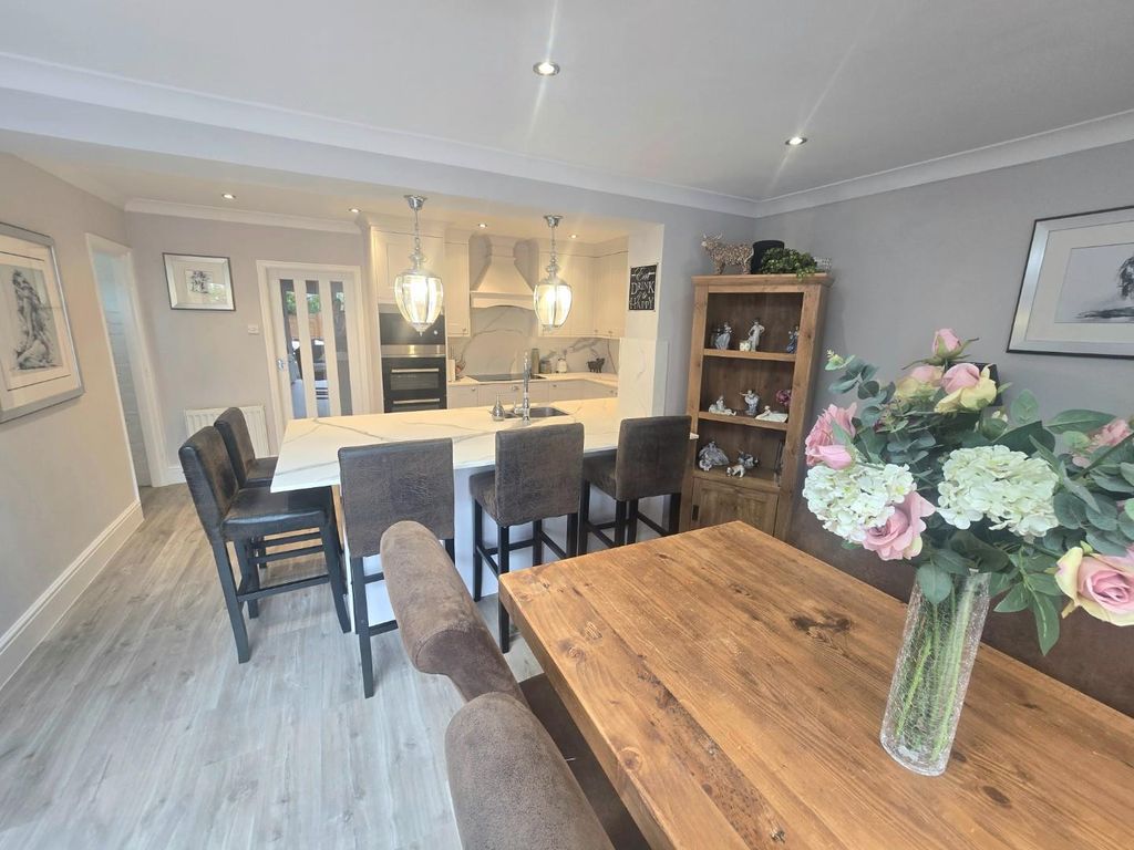 Property photo 2 of 24 Dining