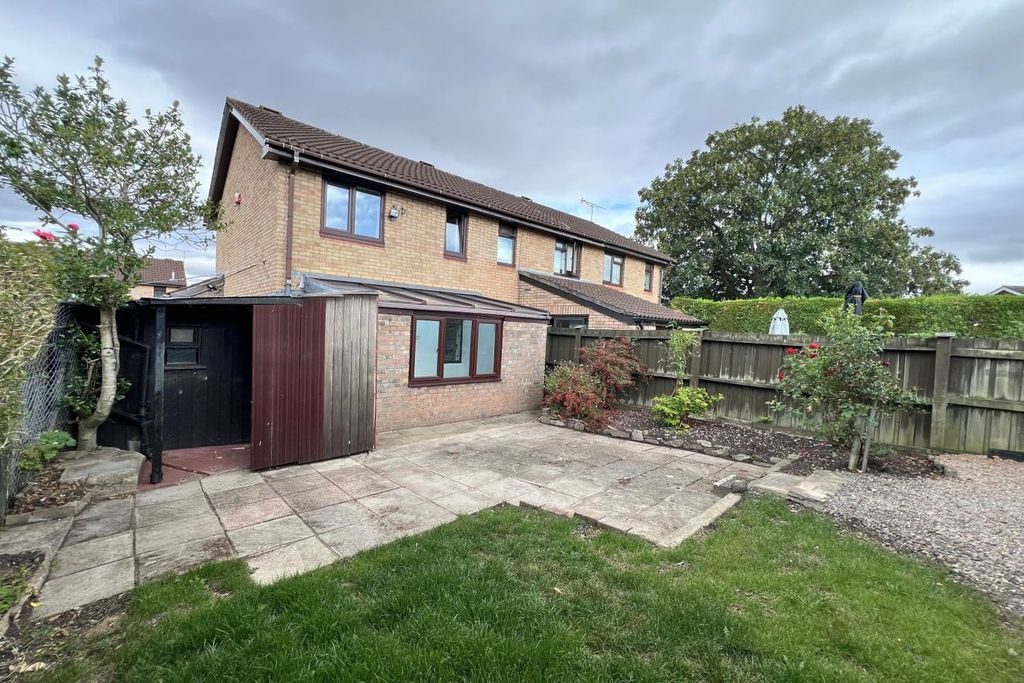 Property photo 2 of 14