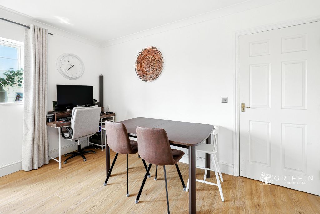 Property photo 3 of 13 7171A01672